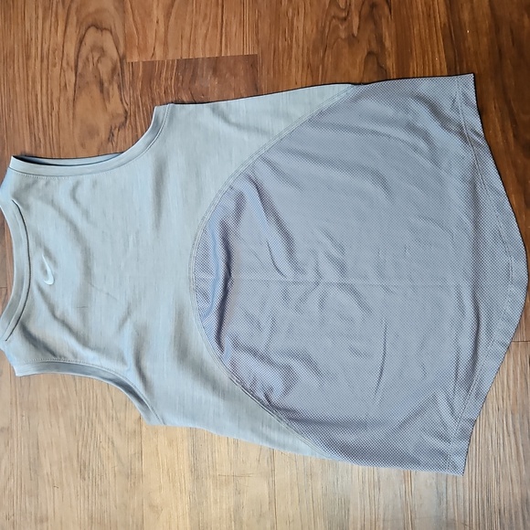 Nike Womens XS Dri-Fit Mesh Running Tank Top- Size XS - Picture 2 of 7